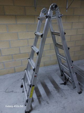 Escalera de aluminio Zarges