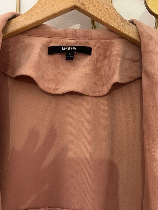 Bata Tigha gamuza y gasa floral M. de Alemania 