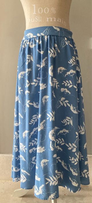 Falda Polin et Moi azul floral. un solo uso.