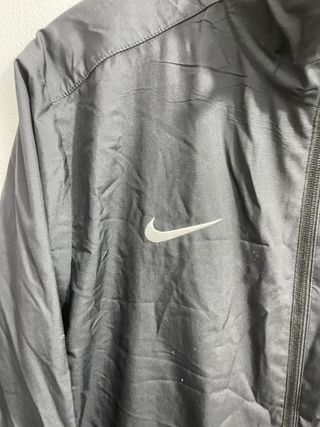 ¡¡OFERTA! Talla M Chaqueta Nike Málaga Impermeable