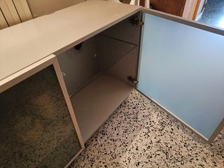 Mueble Vitrina IKEA con puertas cristal