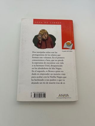 El secreto de Isla Negra (Sopa De Libros) (Span...