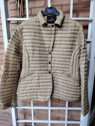 Piumino Moncler Beige
