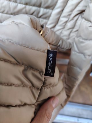 Piumino Moncler Beige