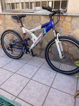 Bicicleta Maverick a reparar