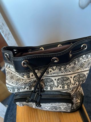 Mochila con estampado de elefantes