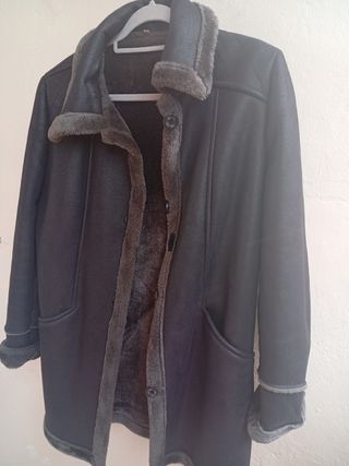 Chaquetón de mujer negro