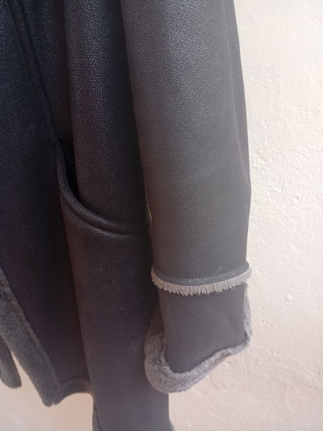 Chaquetón de mujer negro