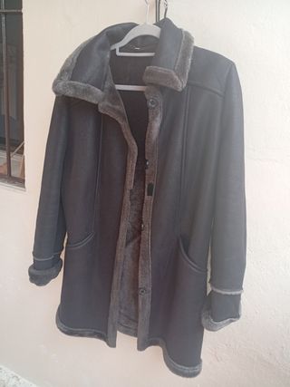 Chaquetón de mujer negro