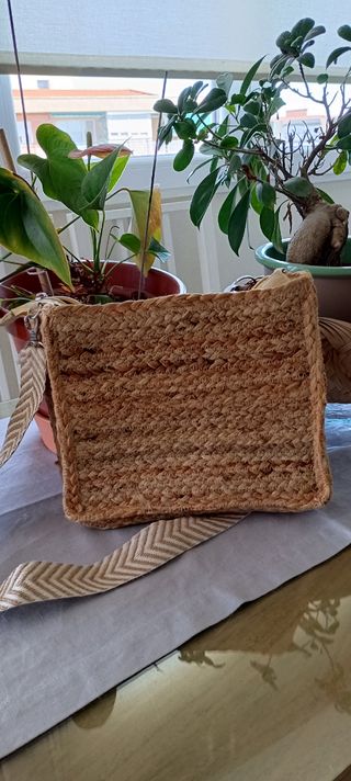 Bolso bandolera rafia Abbacino