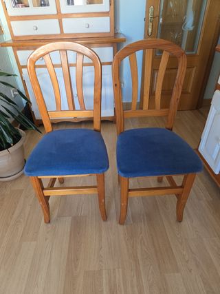 Sillas de Madera Pino, precio es por las 4 sillas.
