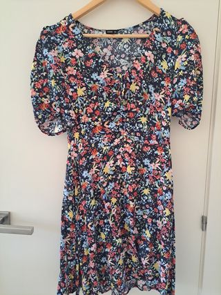 Vestido floral Oysho multicolor