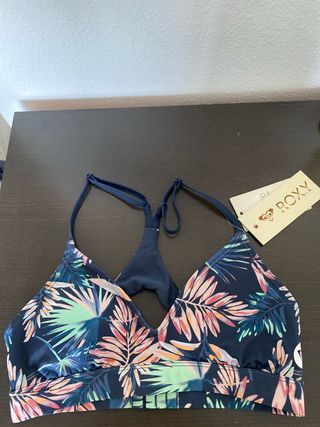 Top bikini Roxy estampado tropical nuevo con etiqu