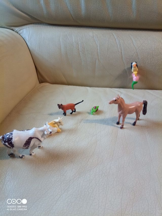 Set di animali giocattoli