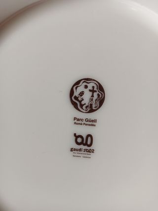 Juego 6 Platos Gaudí 2002 Cerámica