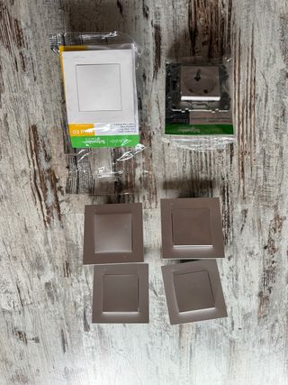 Interruptores y Marcos Schneider Unica