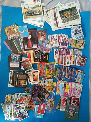 Lote de 300 cromos variados