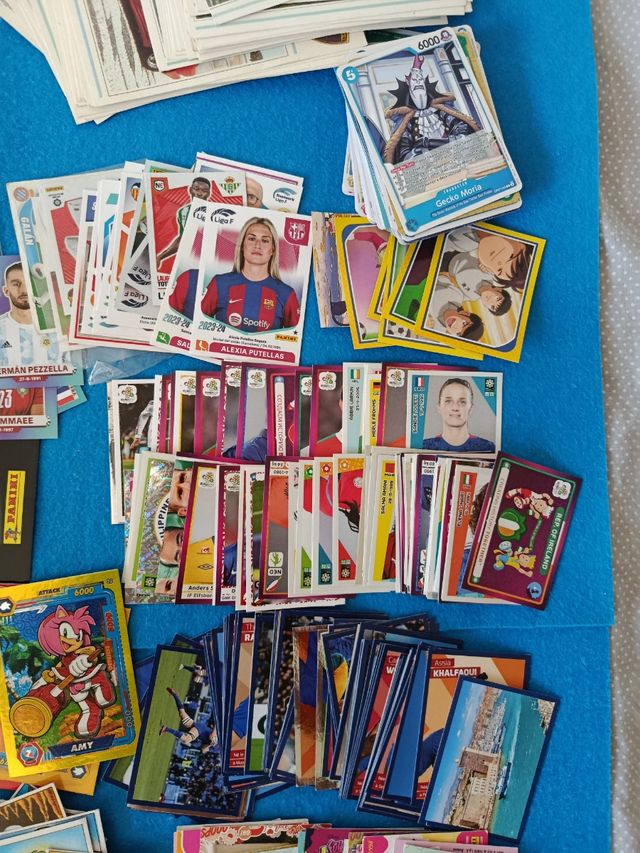 Lote de 300 cromos variados
