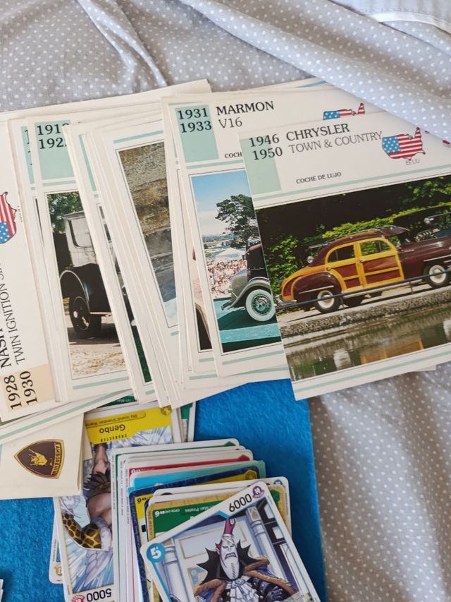 Lote de 300 cromos variados