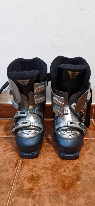 Botas de Ski Nordica No 37-38 con bolsa transporte
