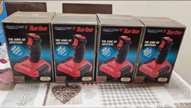 Quick Shot II Turbo Joysticks (2 unidades)