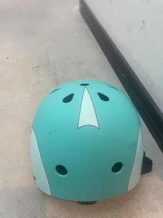 Casco bici infantil tiburón