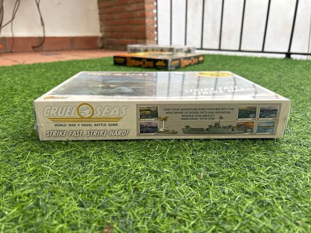 Cruel Seas Starter Set WWII Precintado con LIBRO
