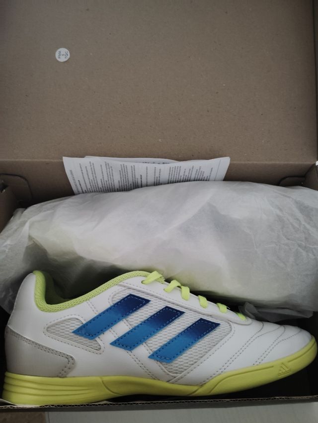 Botas Fútbol Sala Adidas Blancas y Azules