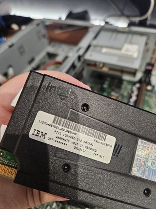 Ordenador IBM 300GL Beige