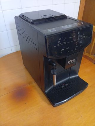 Cafetera Ufesa Supreme Barista Negra