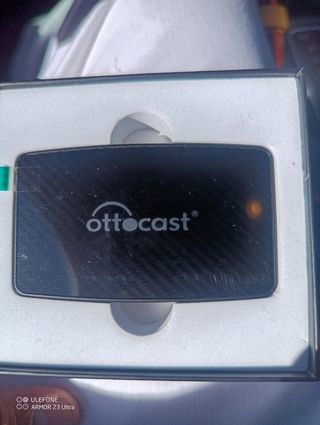 Adaptador Ottocast Play2Video Pro CarPlay Android 