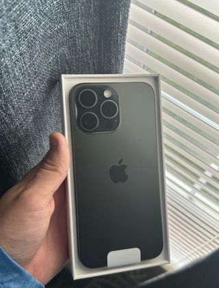 iPhone 15 Pro Max 256GB negro nuevecito con caja