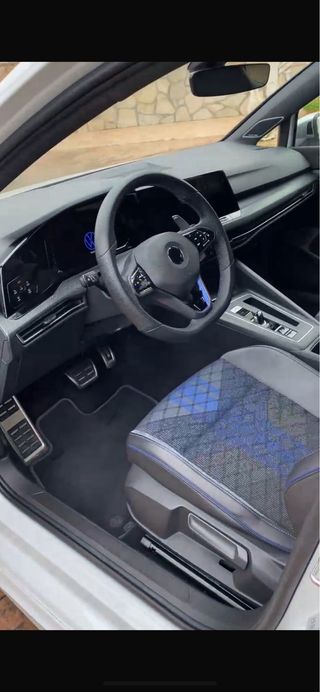 Volkswagen Golf 2021