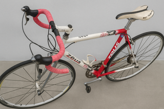 Bicicleta Zeus Ciclismo Roja y Blanca