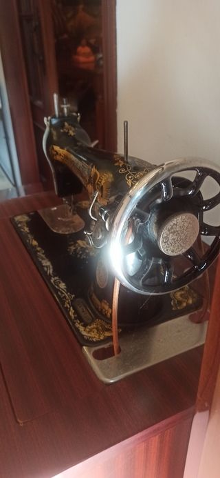 Máquina de Coser Singer Antigua