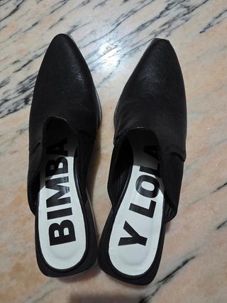 Sandalias bimba y lola Negras