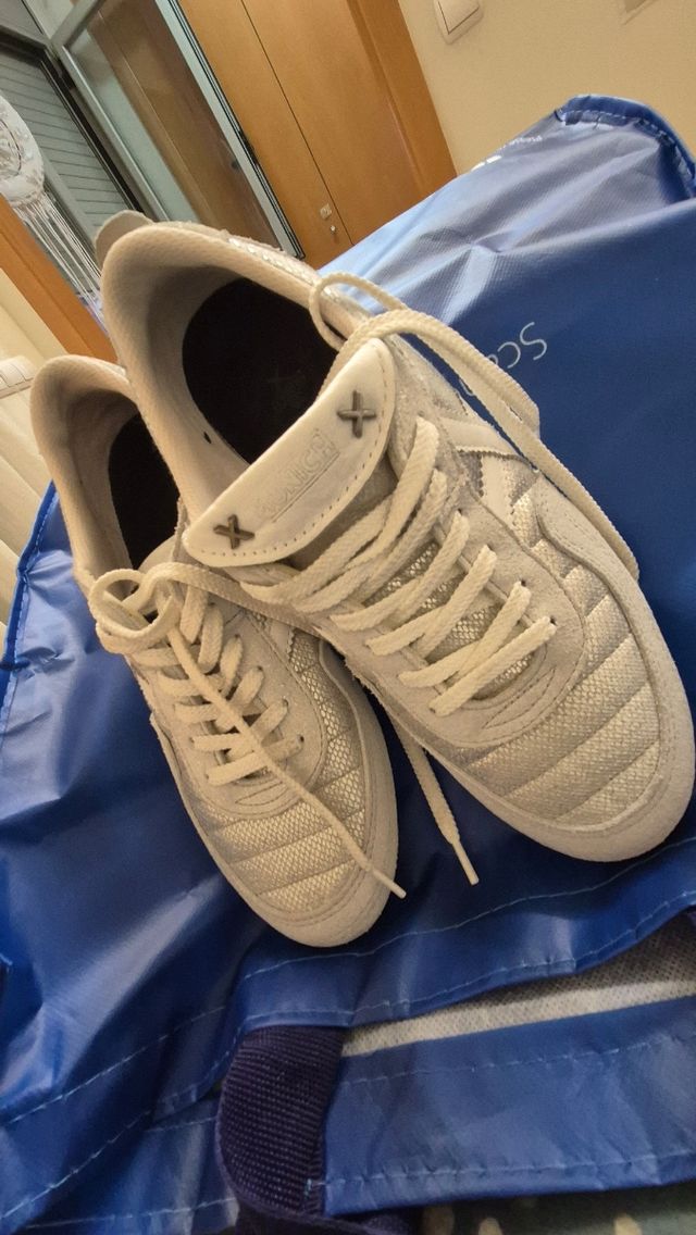 Zapatillas Munich Plata y Blanco
