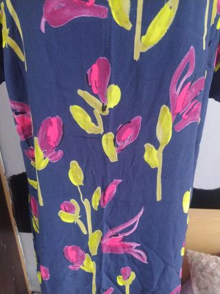 Vestido recto estampado floral