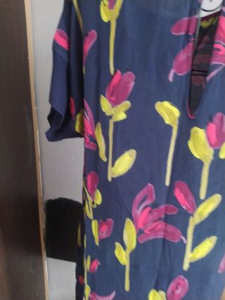 Vestido recto estampado floral