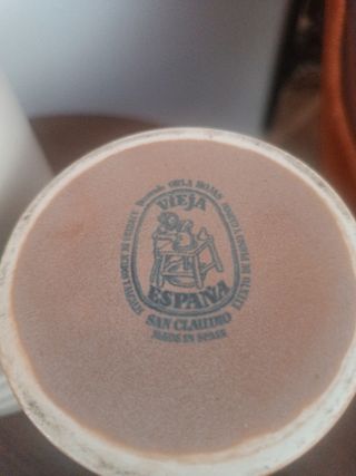 Botes de farmacia vintage decorados