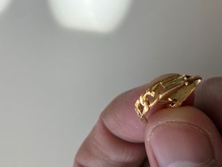 Pendiente oro 18k