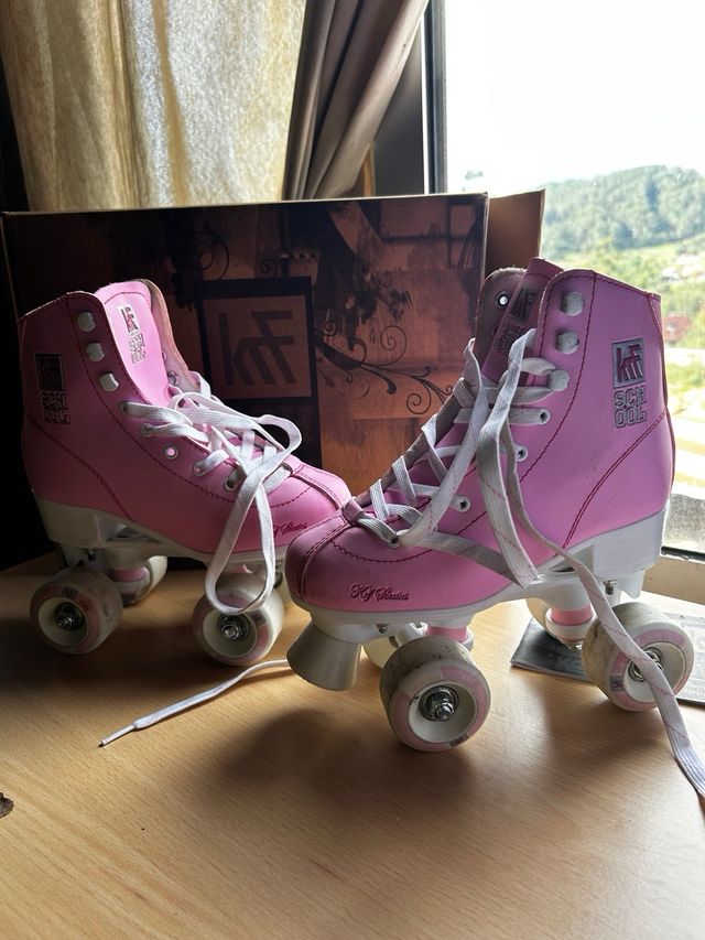Patines de 4 ruedas rosas