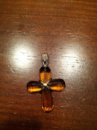 Colgante Cruz Plata y Cristal Ámbar