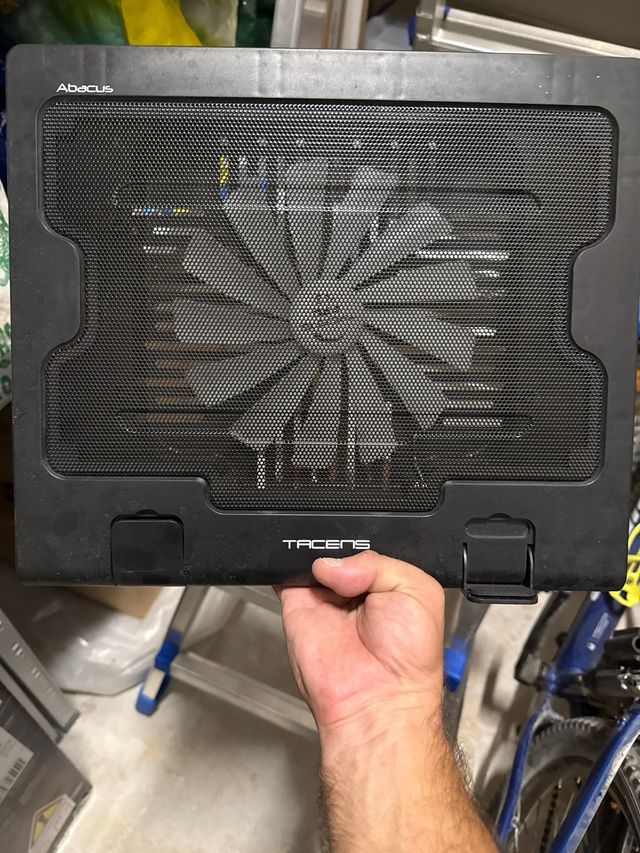 Peana para portátil Tacens