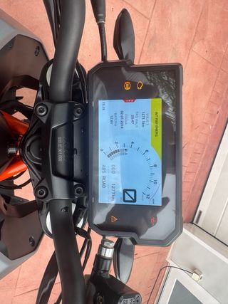 KTM Duke 125 2022 - Como Nueva!!