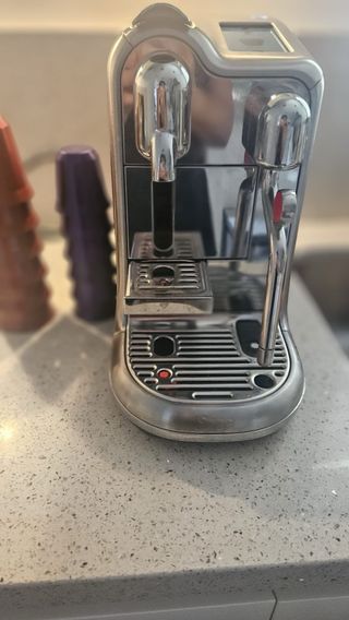 Cafetera Nespresso Creatista Pro Metal