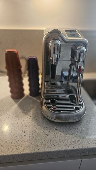 Cafetera Nespresso Creatista Pro Metal