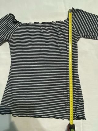 Hollister Top Manga Larga Rayas Talla M