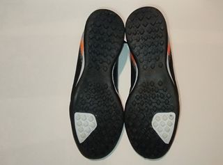 Botas fútbol Kinetix multitaco Talla 41