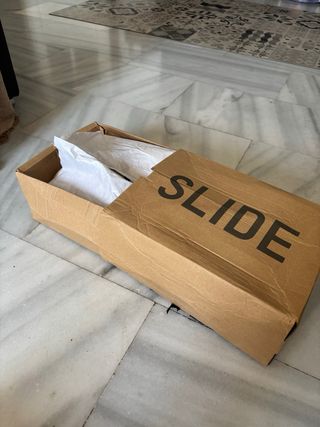 Adidas Yeezy Slide Beige